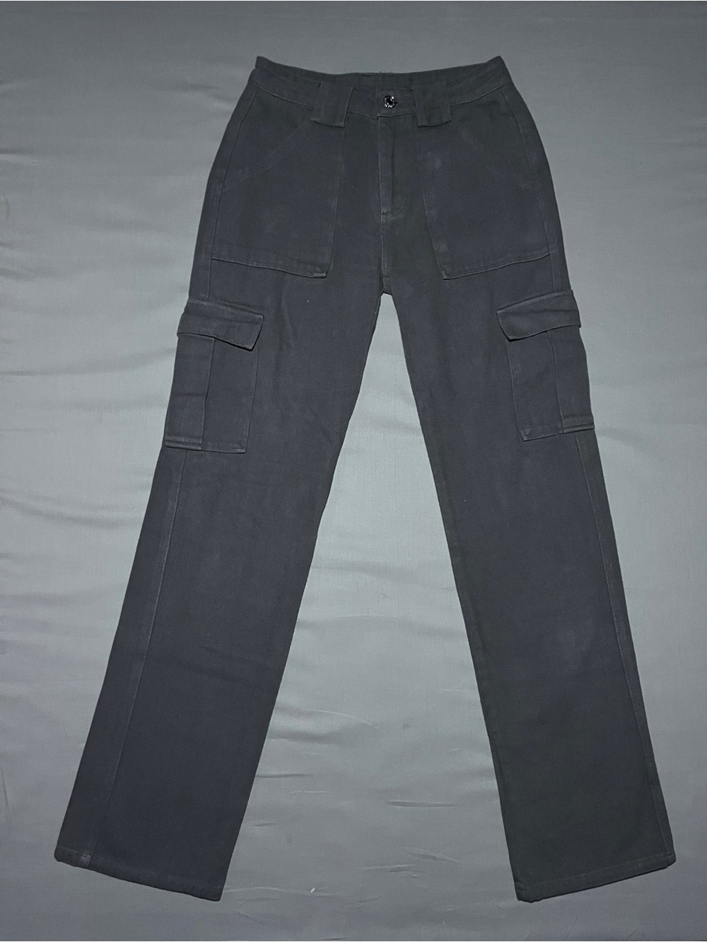 White Fox Women’s Cargo Pants Size XS